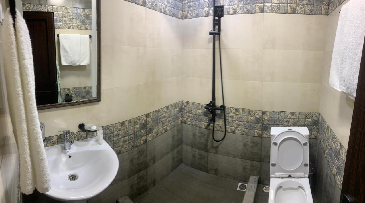 Hotel Maruna Sevan Bagian luar foto