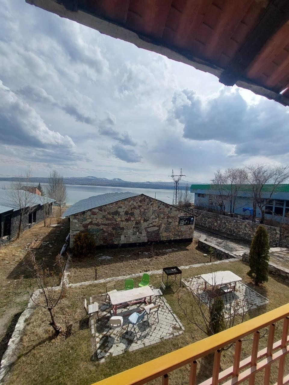 Hotel Maruna Sevan Bagian luar foto