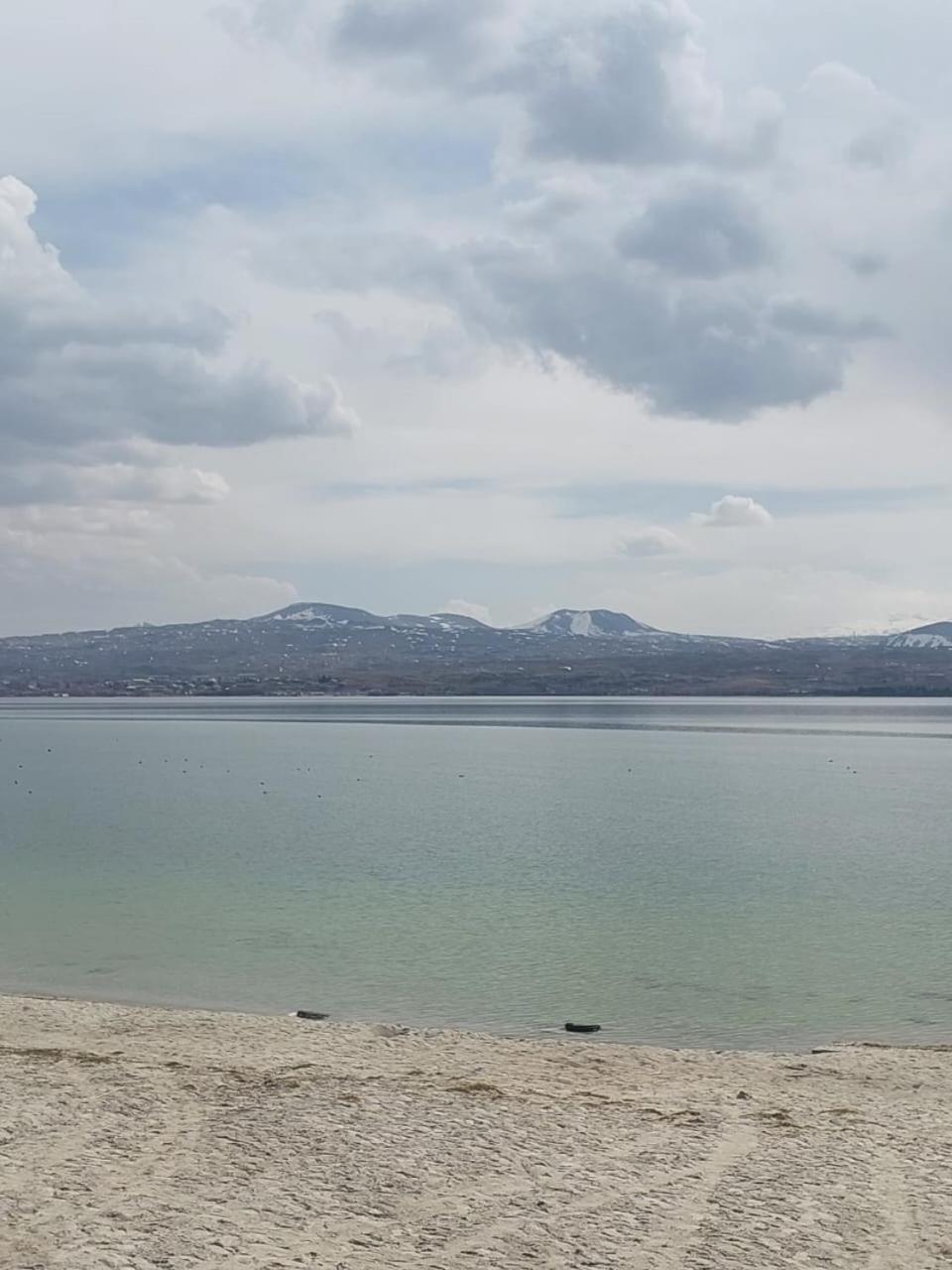 Hotel Maruna Sevan Bagian luar foto